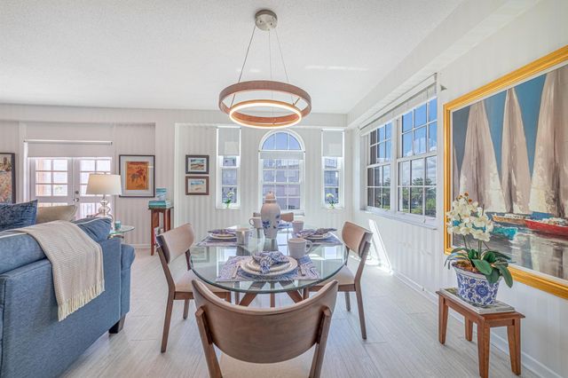 3475 S Ocean Boulevard 201, Palm Beach, FL 33480