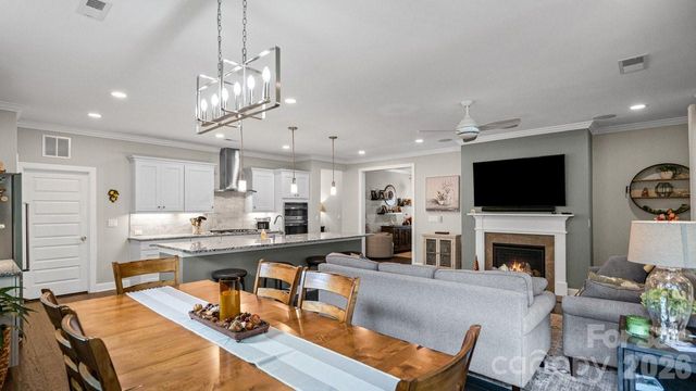 4846 Looking Glass Trail, Denver, NC 28037