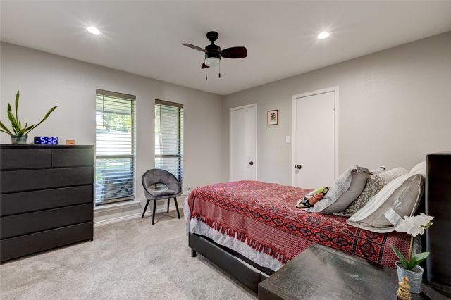 175 E Pleasant Run Road, Cedar Hill, TX 75104