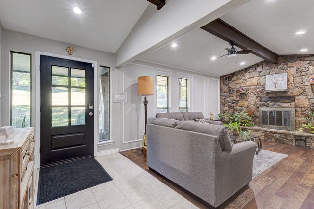 175 E Pleasant Run Road, Cedar Hill, TX 75104