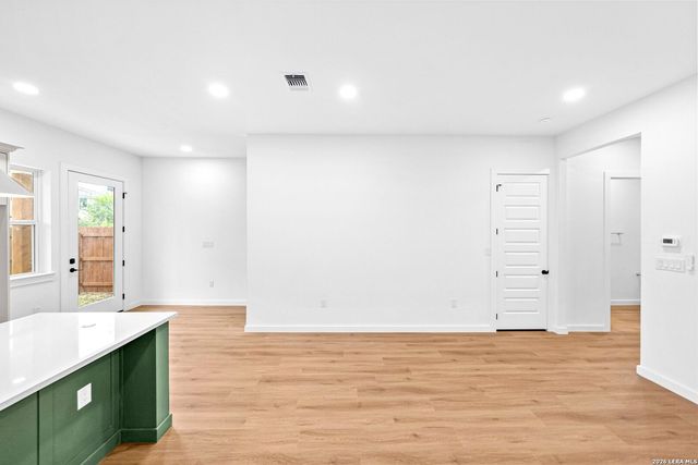 114 San Antonio Blvd, San Antonio, TX 78201