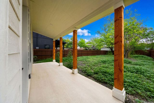 114 San Antonio Blvd, San Antonio, TX 78201