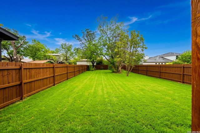 114 San Antonio Blvd, San Antonio, TX 78201