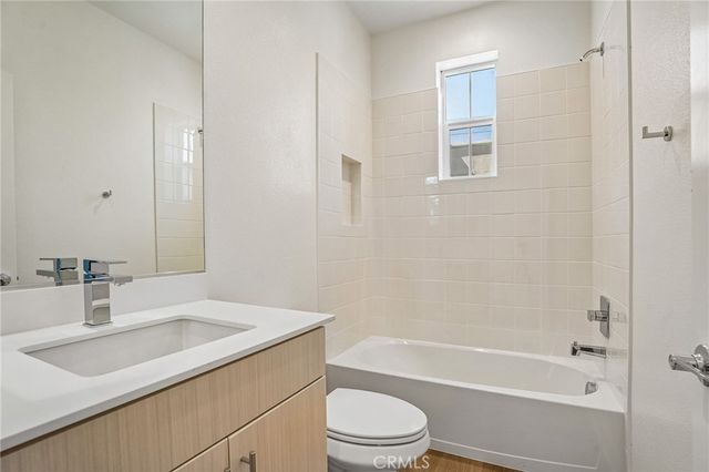 965 W Dhalia Street, Compton, CA 90220