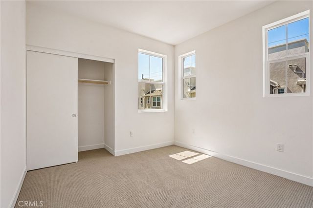 965 W Dhalia Street, Compton, CA 90220