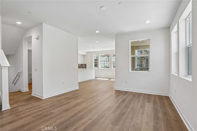 965 W Dhalia Street, Compton, CA 90220