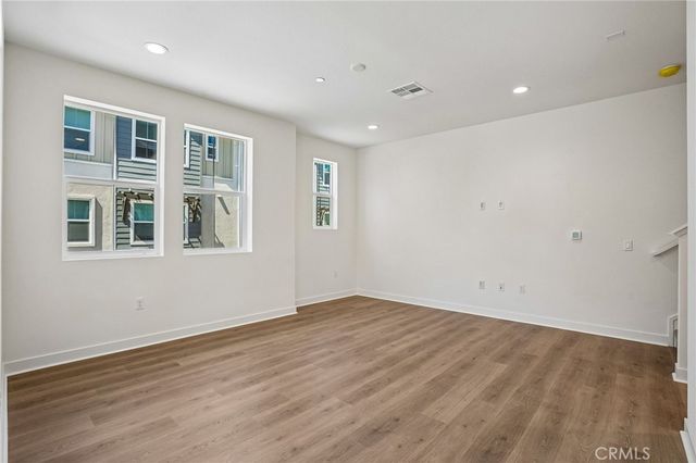 965 W Dhalia Street, Compton, CA 90220