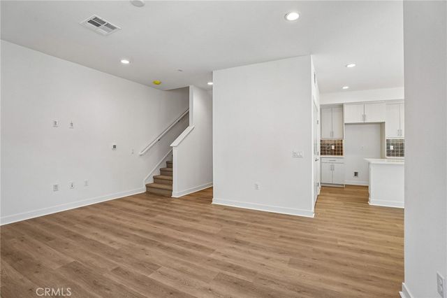 965 W Dhalia Street, Compton, CA 90220