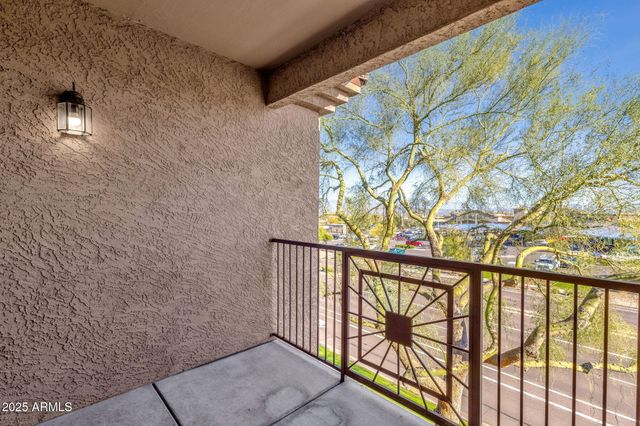 13700 N FOUNTAIN HILLS Boulevard 301, Fountain Hills, AZ 85268