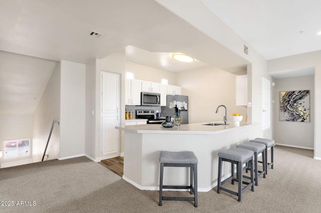 13700 N FOUNTAIN HILLS Boulevard 301, Fountain Hills, AZ 85268