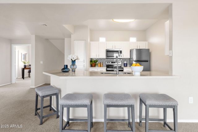 13700 N FOUNTAIN HILLS Boulevard 301, Fountain Hills, AZ 85268