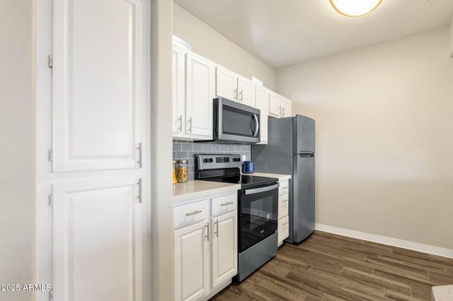 13700 N FOUNTAIN HILLS Boulevard 301, Fountain Hills, AZ 85268