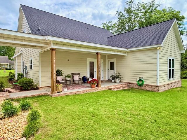 2110 Brookhill Rd, Dothan, AL 36301