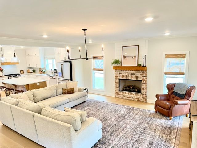 2110 Brookhill Rd, Dothan, AL 36301