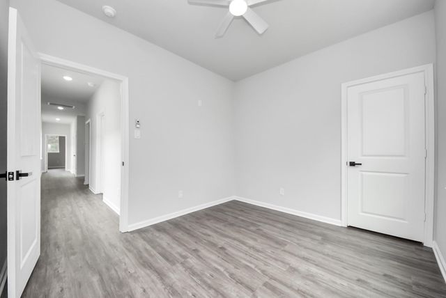 303 S Utah Street, La Porte, TX 77571