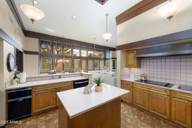 115 MERRY GO ROUND ROCK Road, Sedona, AZ 86351