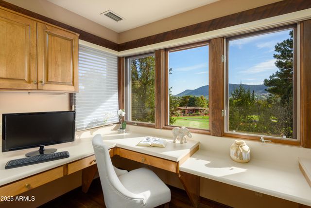 115 MERRY GO ROUND ROCK Road, Sedona, AZ 86351