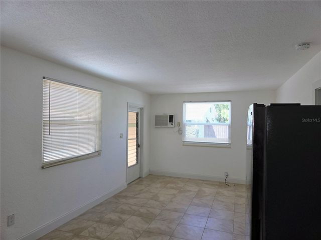 6931 HIBISCUS AVENUE S 2B, South Pasadena, FL 33707