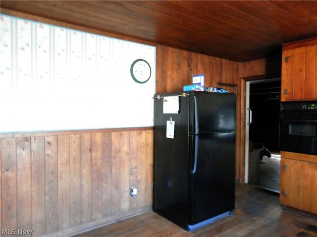 10200 Mayfield Road, Chesterland, OH 44026
