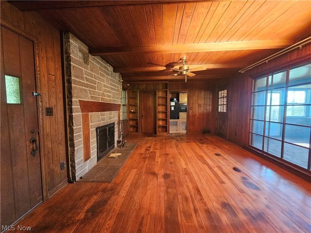 10200 Mayfield Road, Chesterland, OH 44026