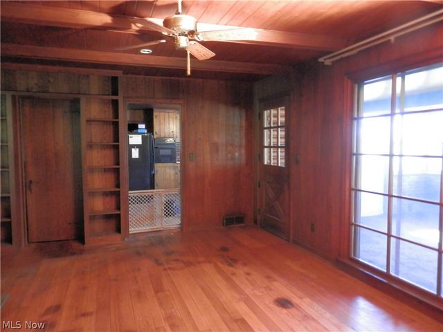 10200 Mayfield Road, Chesterland, OH 44026