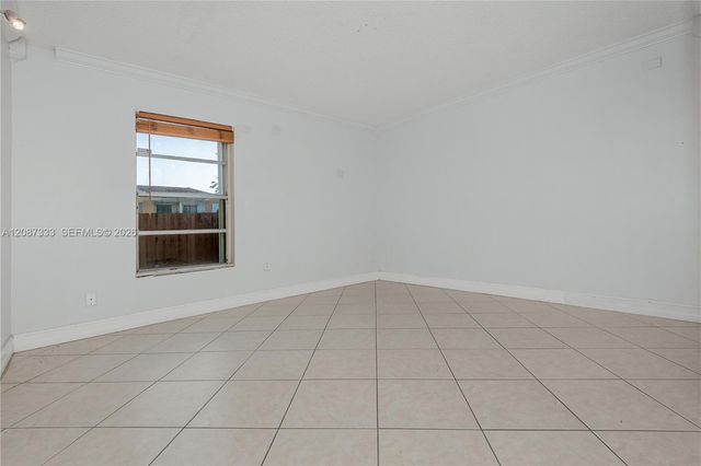 1725 W 60th Street F126, Hialeah, FL 33012