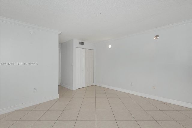 1725 W 60th Street F126, Hialeah, FL 33012