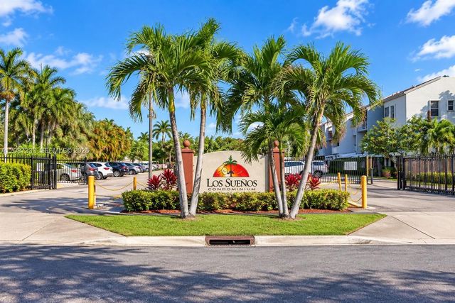 1725 W 60th Street F126, Hialeah, FL 33012