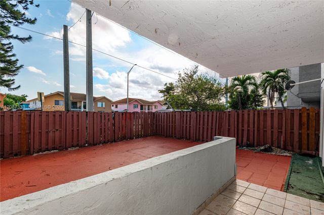 1725 W 60th Street F126, Hialeah, FL 33012