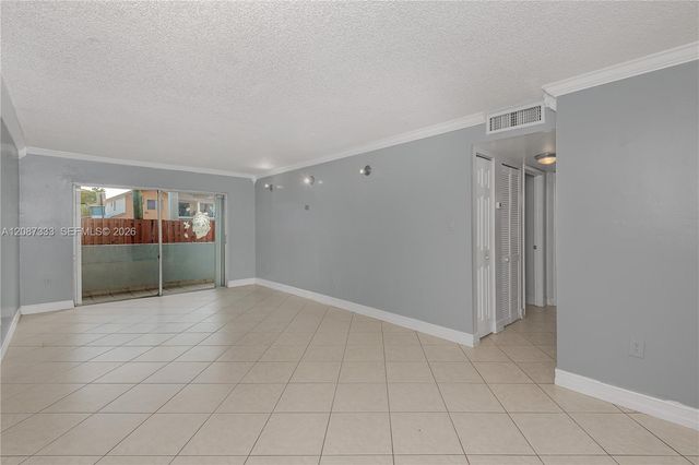 1725 W 60th Street F126, Hialeah, FL 33012