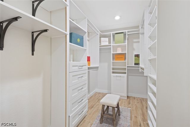 2232 SE 27th ST, Cape Coral, FL 33904