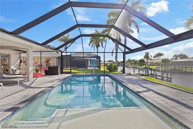 2232 SE 27th ST, Cape Coral, FL 33904