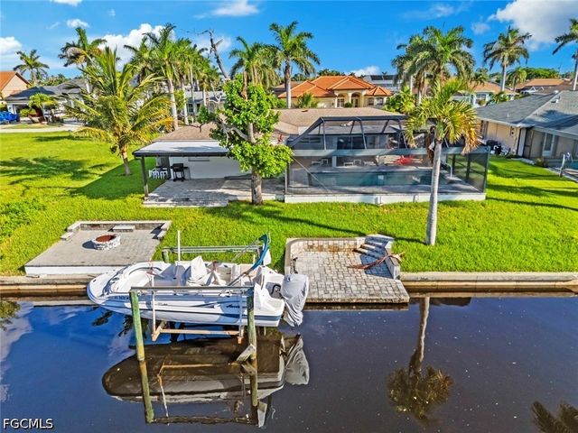 2232 SE 27th ST, Cape Coral, FL 33904
