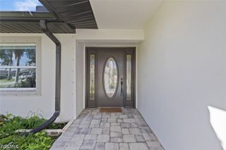 2232 SE 27th ST, Cape Coral, FL 33904