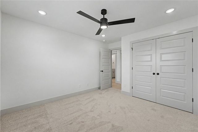 6802 SW Orange Avenue, Bentonville, AR 72713