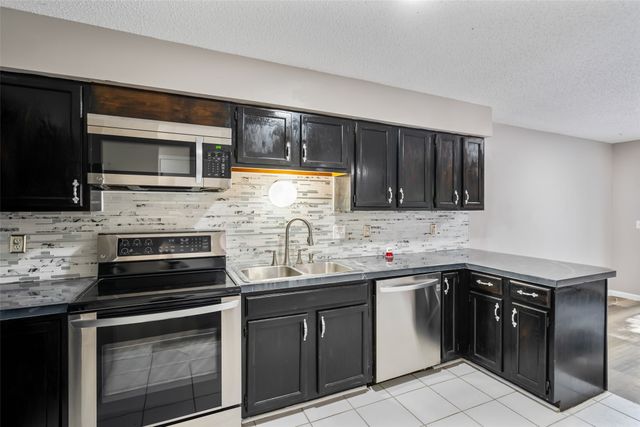 2618 SE 18th Court, Des Moines, IA 50320