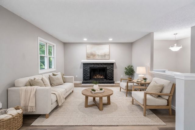 2618 SE 18th Court, Des Moines, IA 50320