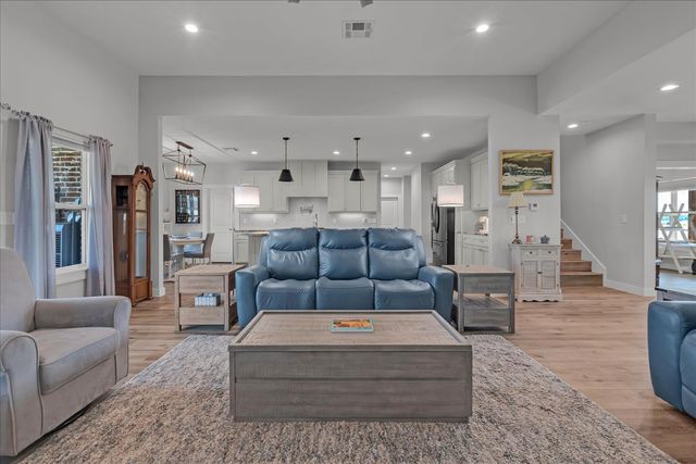 113 E 168th Street S, Glenpool, OK 74033