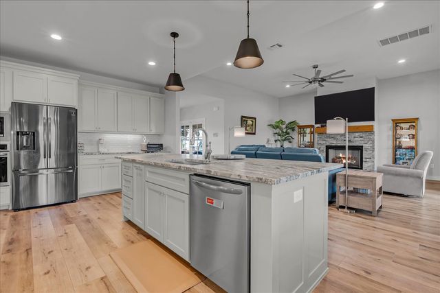 113 E 168th Street S, Glenpool, OK 74033