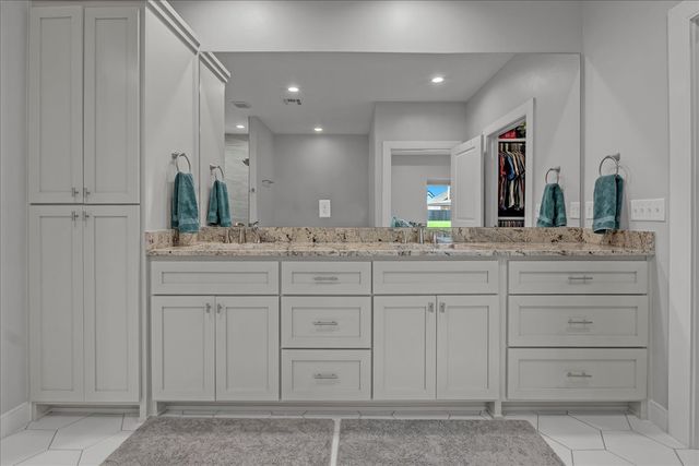 113 E 168th Street S, Glenpool, OK 74033
