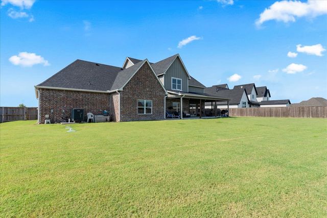 113 E 168th Street S, Glenpool, OK 74033