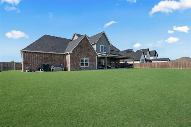 113 E 168th Street S, Glenpool, OK 74033