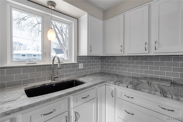 96 Green Terrace, Cheektowaga, NY 14043