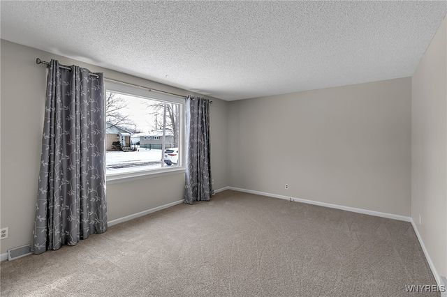 96 Green Terrace, Cheektowaga, NY 14043