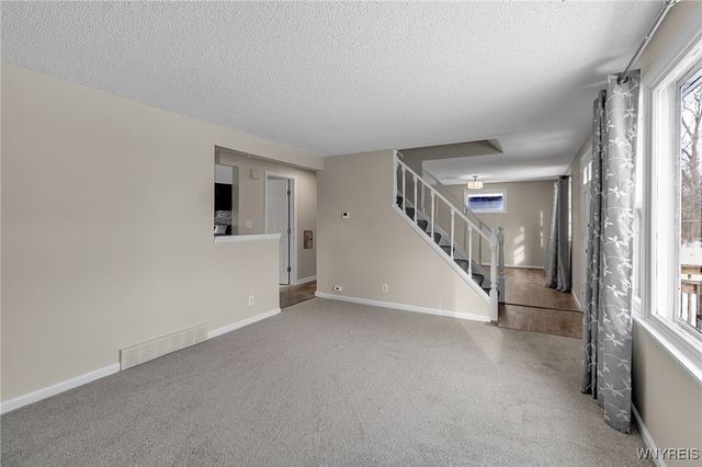 96 Green Terrace, Cheektowaga, NY 14043