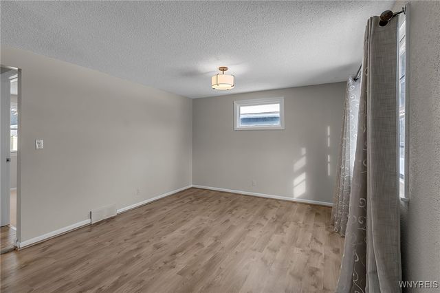 96 Green Terrace, Cheektowaga, NY 14043