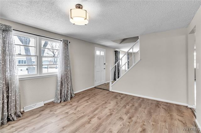 96 Green Terrace, Cheektowaga, NY 14043