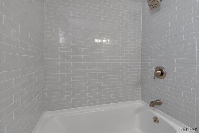 96 Green Terrace, Cheektowaga, NY 14043