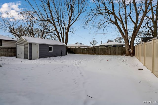 96 Green Terrace, Cheektowaga, NY 14043