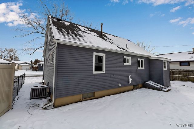 96 Green Terrace, Cheektowaga, NY 14043